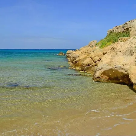 Denizkizi & Denizkizi Royal Seafront Resort & Restaurant & Beach Club 4* Kyrenia (Northern Cyprus)