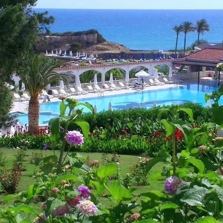 Denizkizi & Denizkizi Royal Seafront Resort & Restaurant & Beach Club
