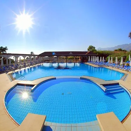 Denizkizi & Denizkizi Royal Seafront Resort & Restaurant & Beach Club