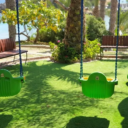 מלון Denizkizi & Denizkizi Royal Seafront Resort & Restaurant & Beach Club קיירניה