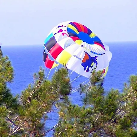 Hotel DENIZKIZI&DENIZKIZI ROYAL SEAFRONT Resort&Restaurant&Beach Club Kyrenia (Northern Cyprus)
