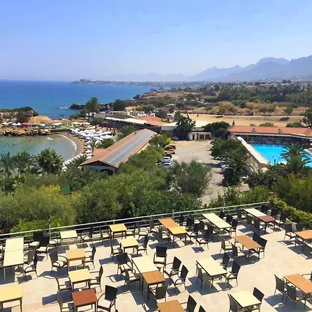 Hotel DENIZKIZI&DENIZKIZI ROYAL SEAFRONT Resort&Restaurant&Beach Club Kyrenia (Northern Cyprus)
